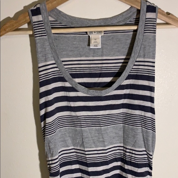 Grey and white Converse maxi dress - Picture 2 of 4